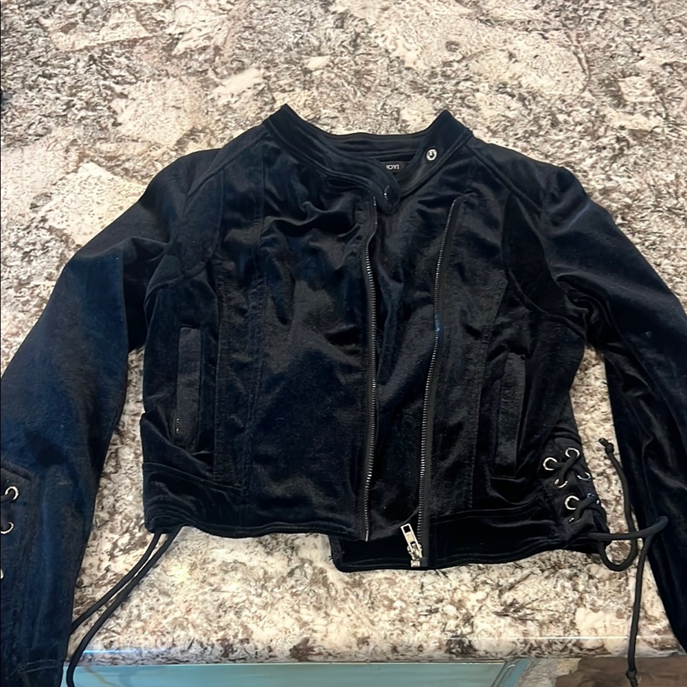 Black Velvet Women's Haofuoyi Jacket